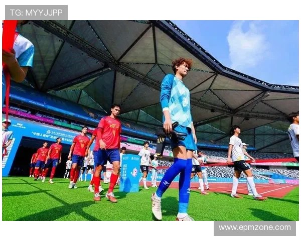 CBA球迷说足球是第一运动：篮球与足球的忠实粉丝观点